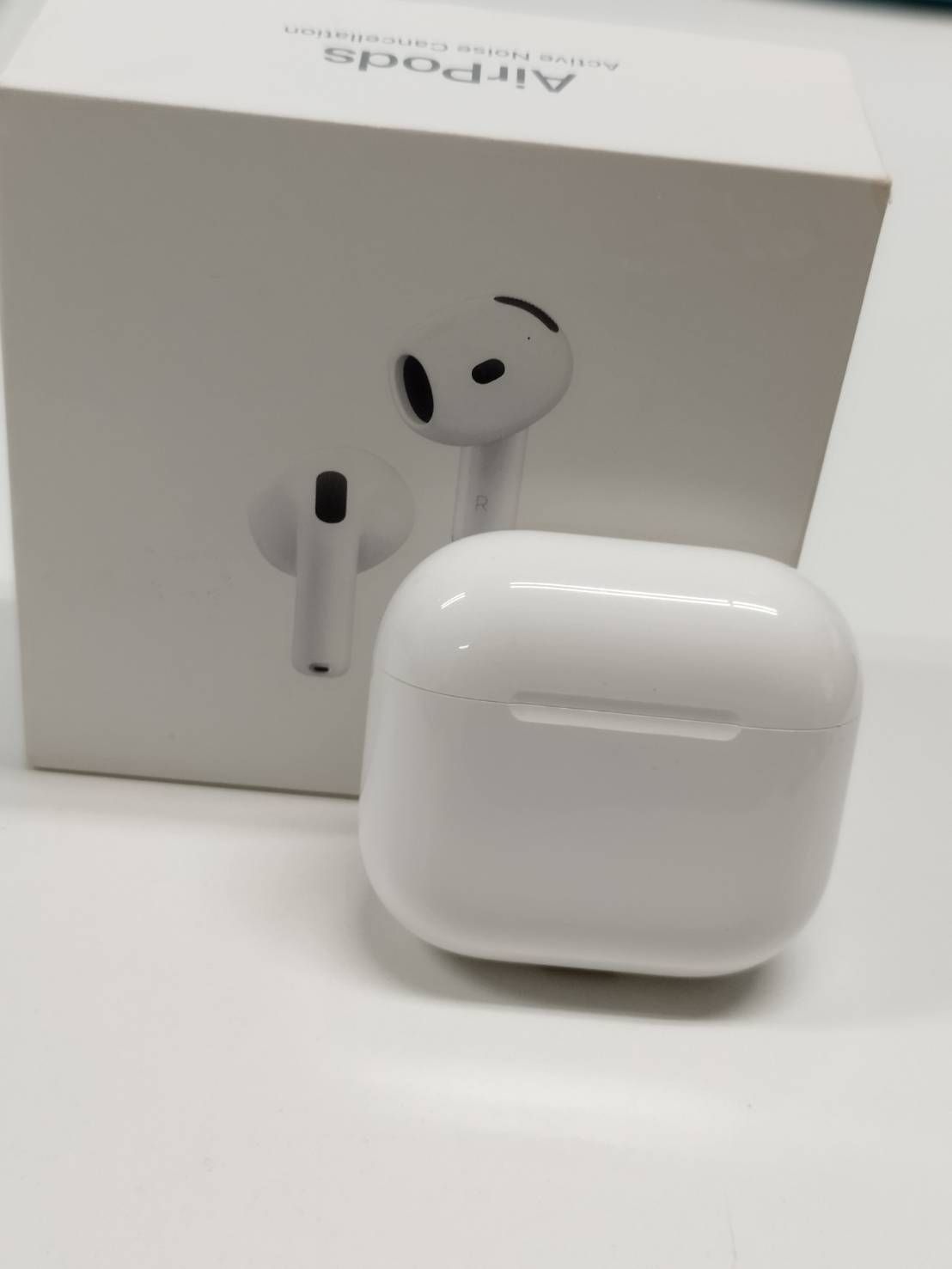AirPods 第4世代/A3059/充電ケースのみ！ - メルカリ