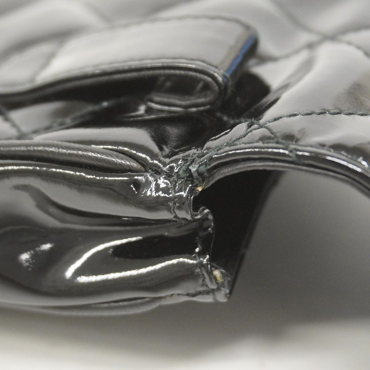 タイムセールも有。 5ie5972-h シャネル ポーチ マトラッセ パテントレザー ブラック ゴールド金具 レディース