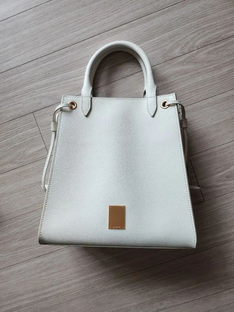 COURONNE 正規品/送料/関税込み Melia Beha トート24 COURONNE(クロンヌ) メリア トートバッグ 24 - メルカリ