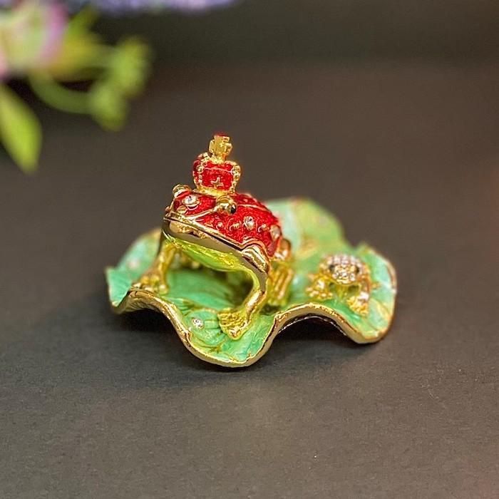 エナメルボックス殿様蛙 小 赤 tonosmard グリーン かえる ジュエリーボックス アクセサリーケース ピルケース ジュエリー ラインストーン