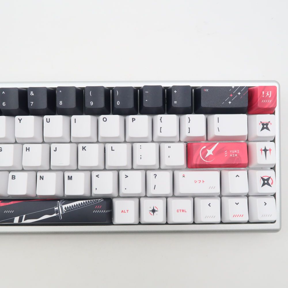 美品 YukiAim ユキエイム Polar 65 Katana Collection ゲーミングキーボード 赤軸 英語配列 有線 eスポーツ PC周辺機器 HU1205 