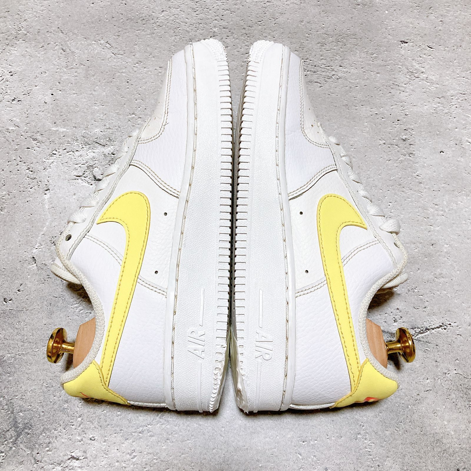NIKE AIR FORCE LOW 07 White Citron (Women's) メルカリ