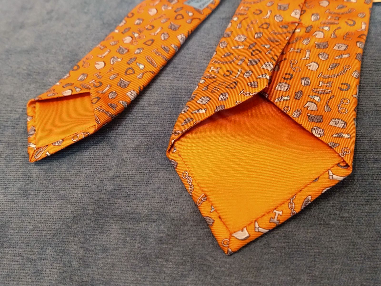 ☆NA04259 未使用保管品！ HERMES エルメス フォーブルのカンカイユリ