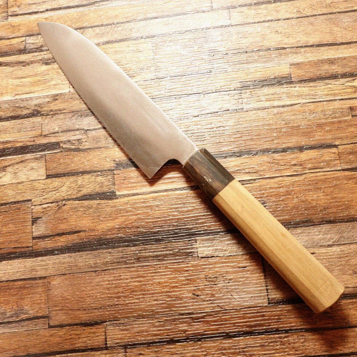 堺英忠 三徳包丁 研ぎ済 水牛八角柄 万能包丁 ハガネ 堺打刃物シール付き 伝統 175mm