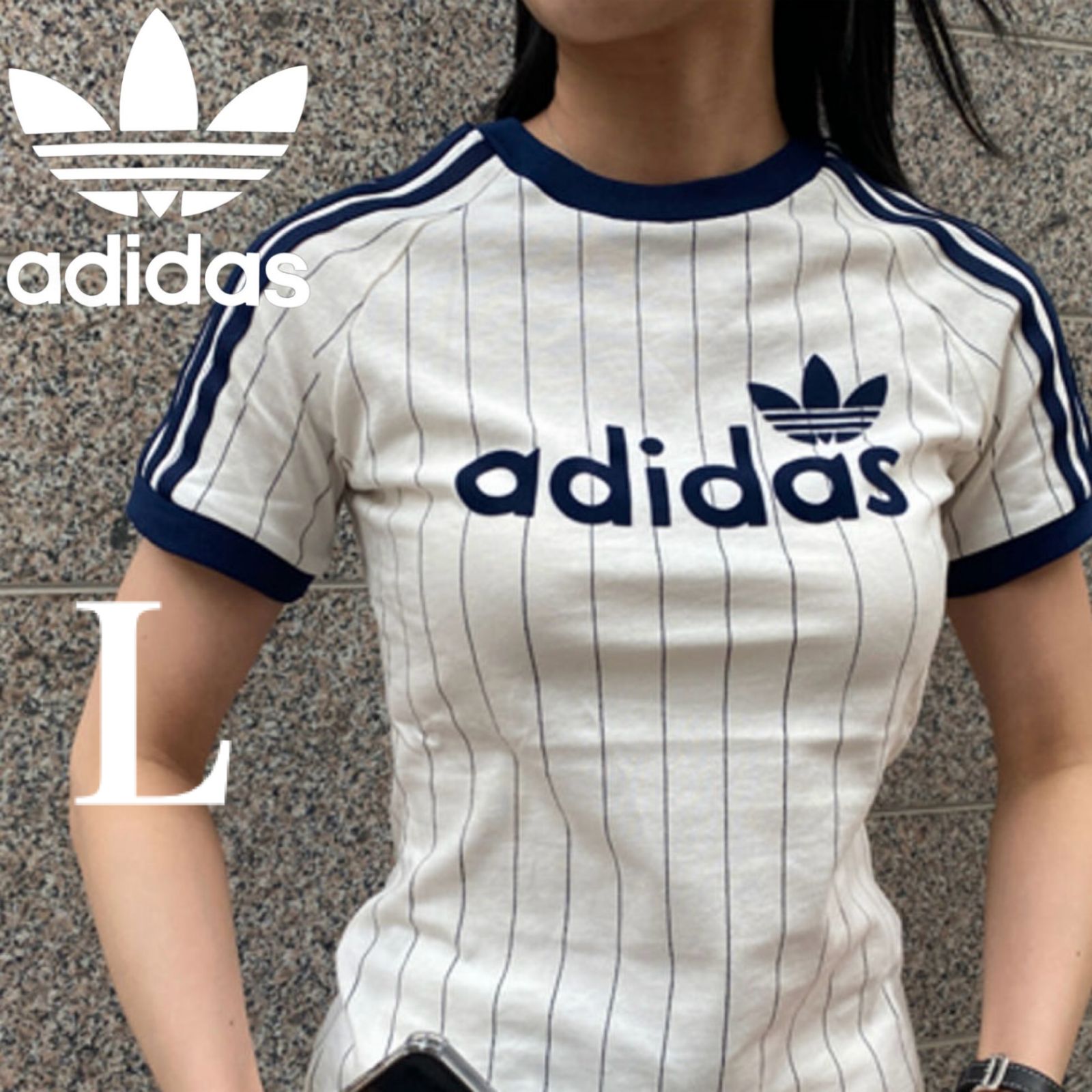 新品L⭐️adidas リニア グラフィック カリTシャツ ホワイト×ネイビー 新品L⭐️adidas リニア グラフィック カリTシャツ ホワイト×ネイビー