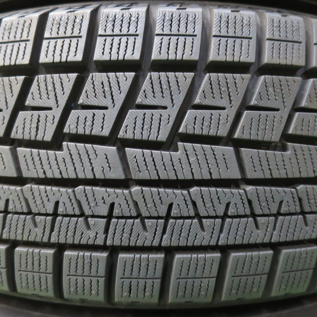 バリ山 YOKOHAMA ヨコハマ IG60 195/65R15 スタッドレス タイヤ
