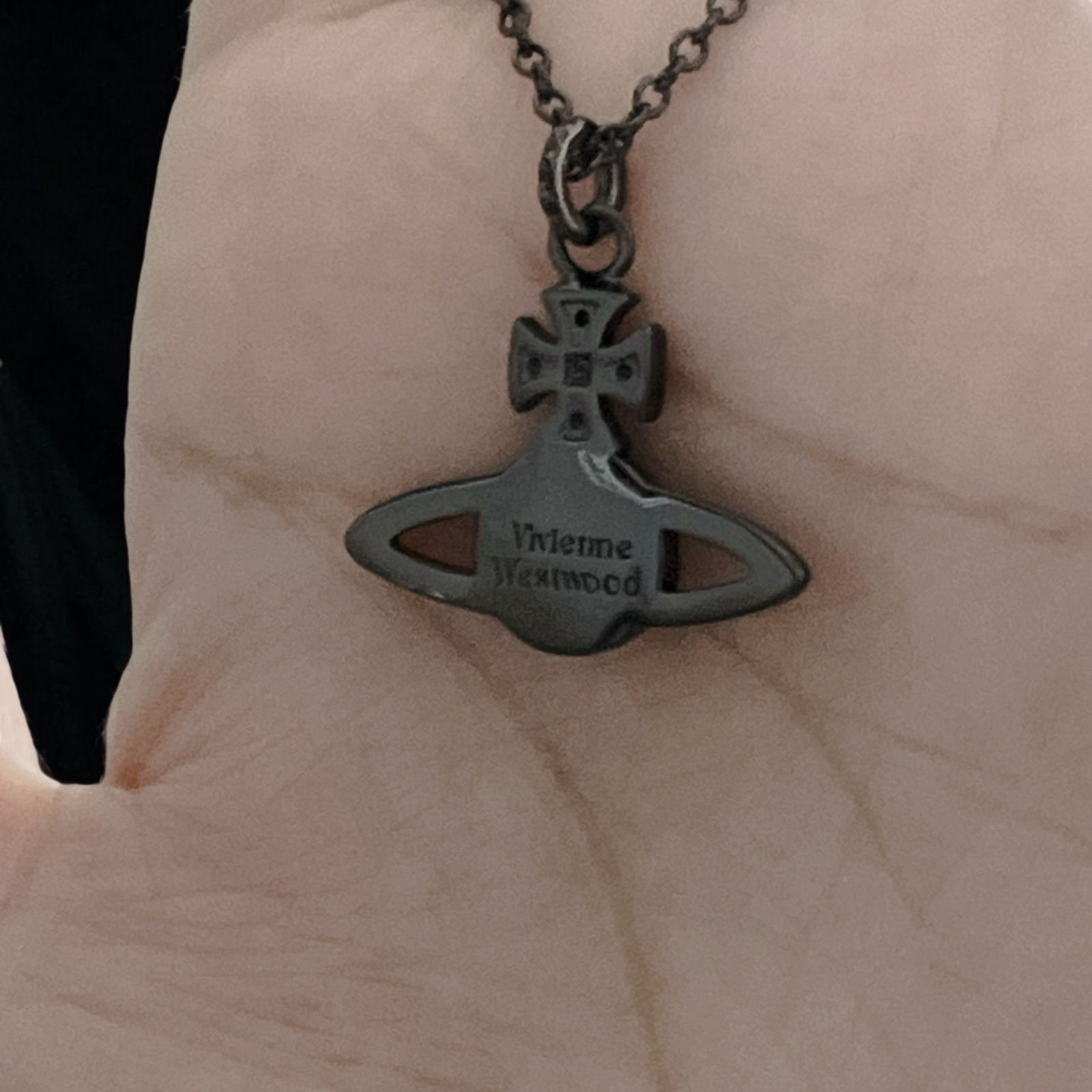 Vivienne Westwood バスレリーフネックレス ガンメタル Vivienne Westwood ヴィヴィアンウエストウッド ネックレス