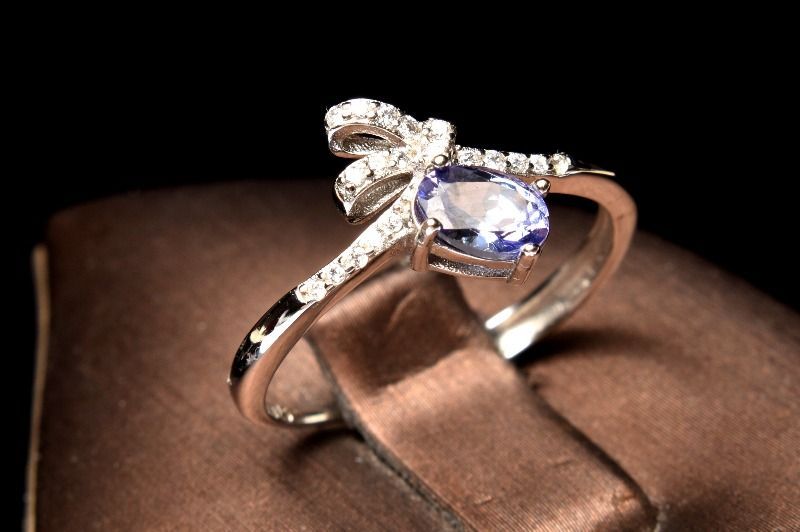 シルバー925 タンザナイト 6x4mm オーバル 指輪リング(サイズ調整可) 1個売り _PRG2092-2