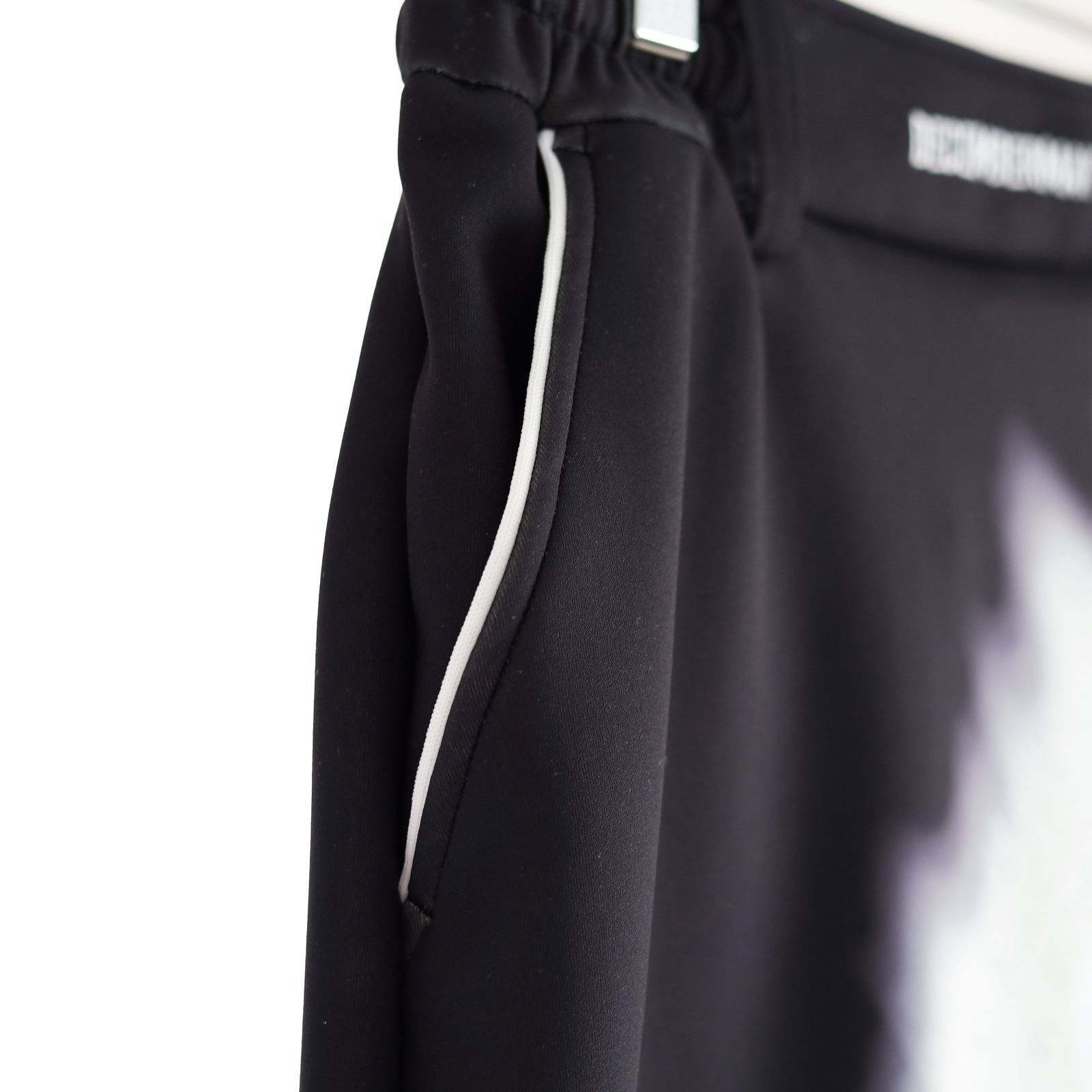 ディセンバーメイ ゴルフ スカート レディース 薄手 軽量 段ボール