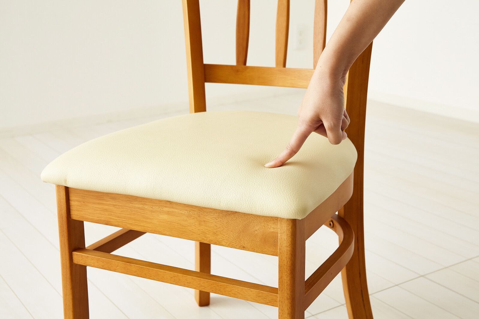 ダイニングチェア