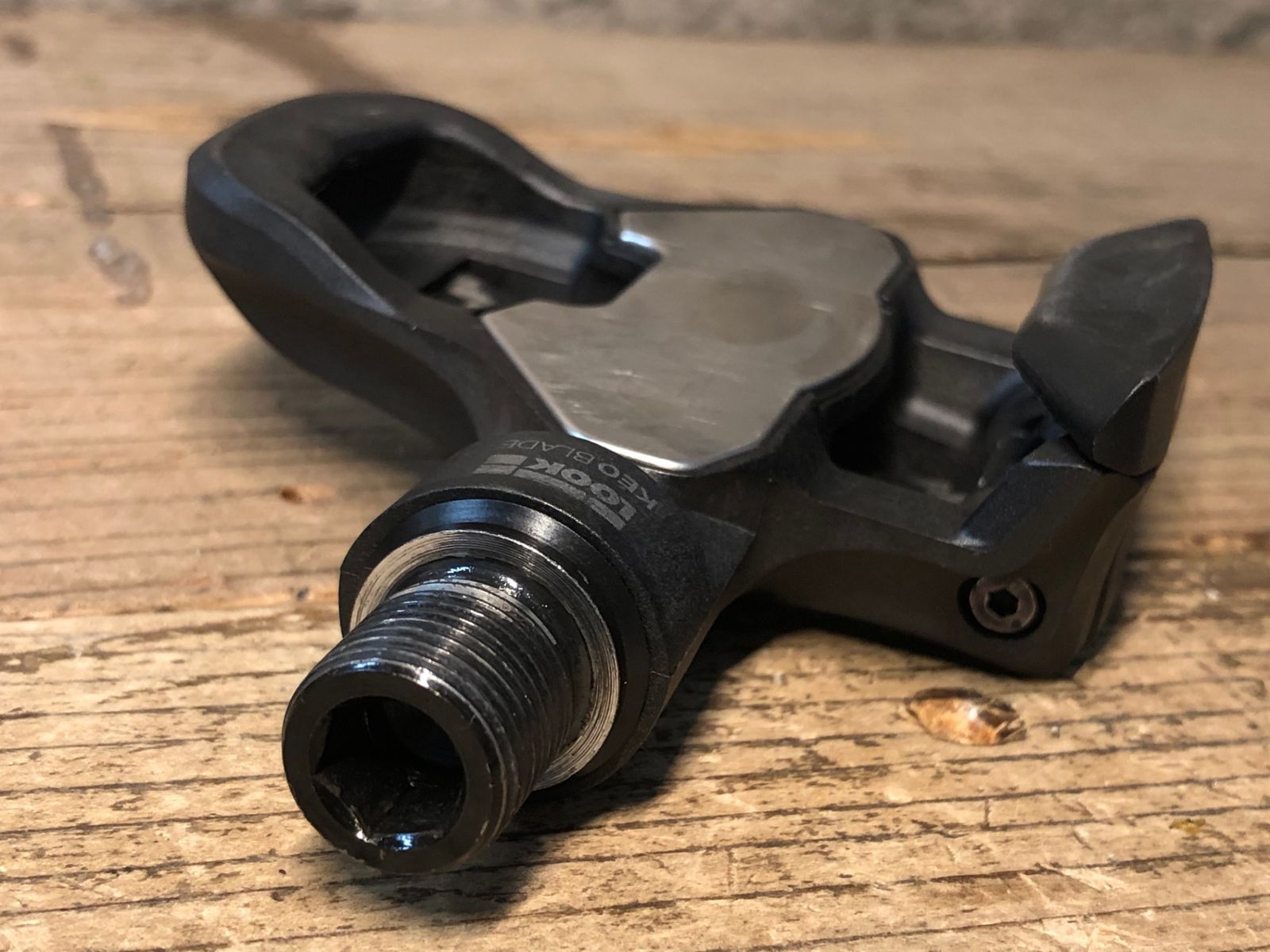 ルック LOOK ケオ KEO BLADE CARBONペダル クロモリシャフト LOOK（ルック）KEO BLADE CARBON Cr-Mo （ケオブレードカーボン