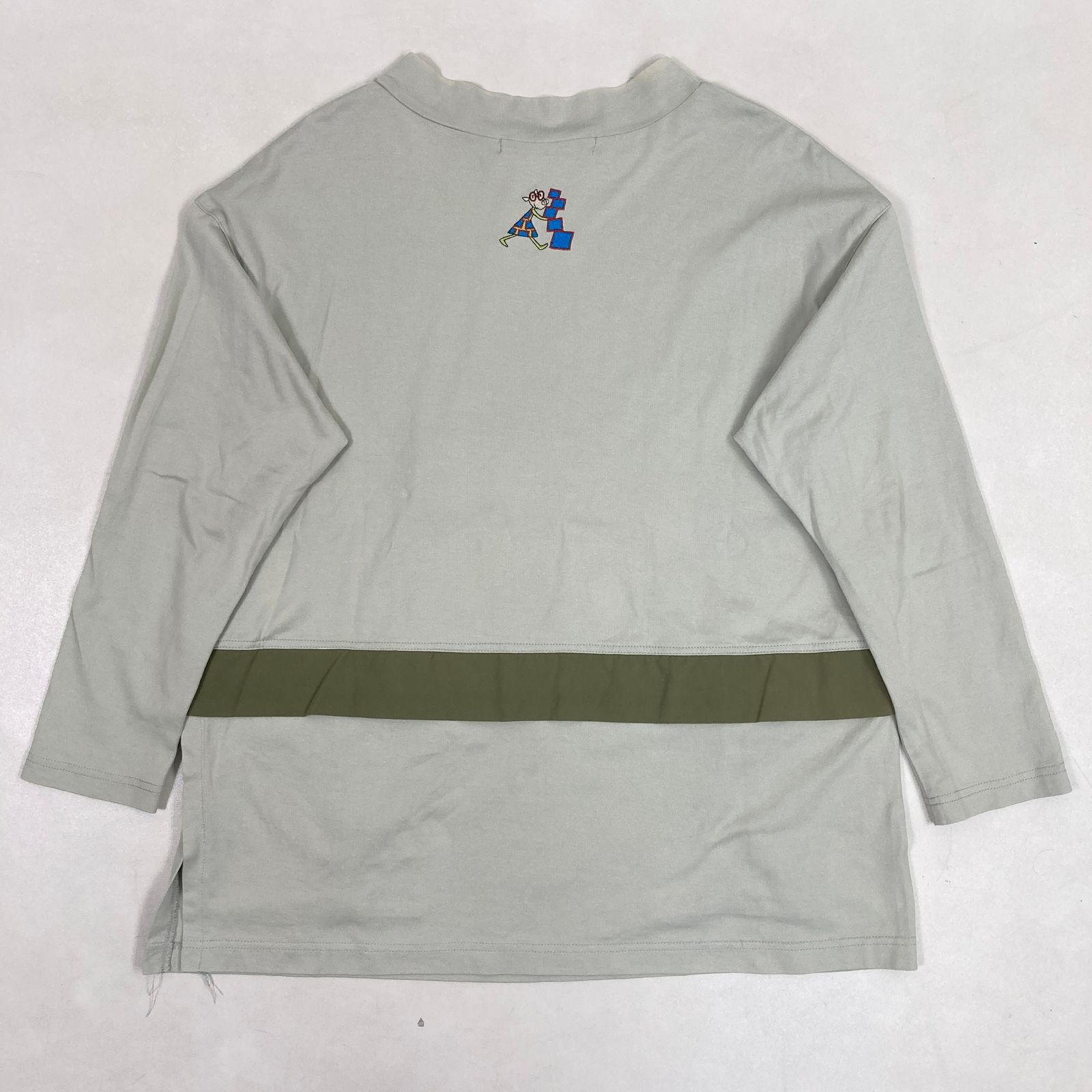 アルベロベロ ALBEROBELLO オレボレブラ OLLEBOREBLA 切替 の お洒落 な 長袖 Ｔシャツ カットソー :  20220311-08 : リサイクルマーケットママポケット - 通販 - Yahoo!ショッピング
