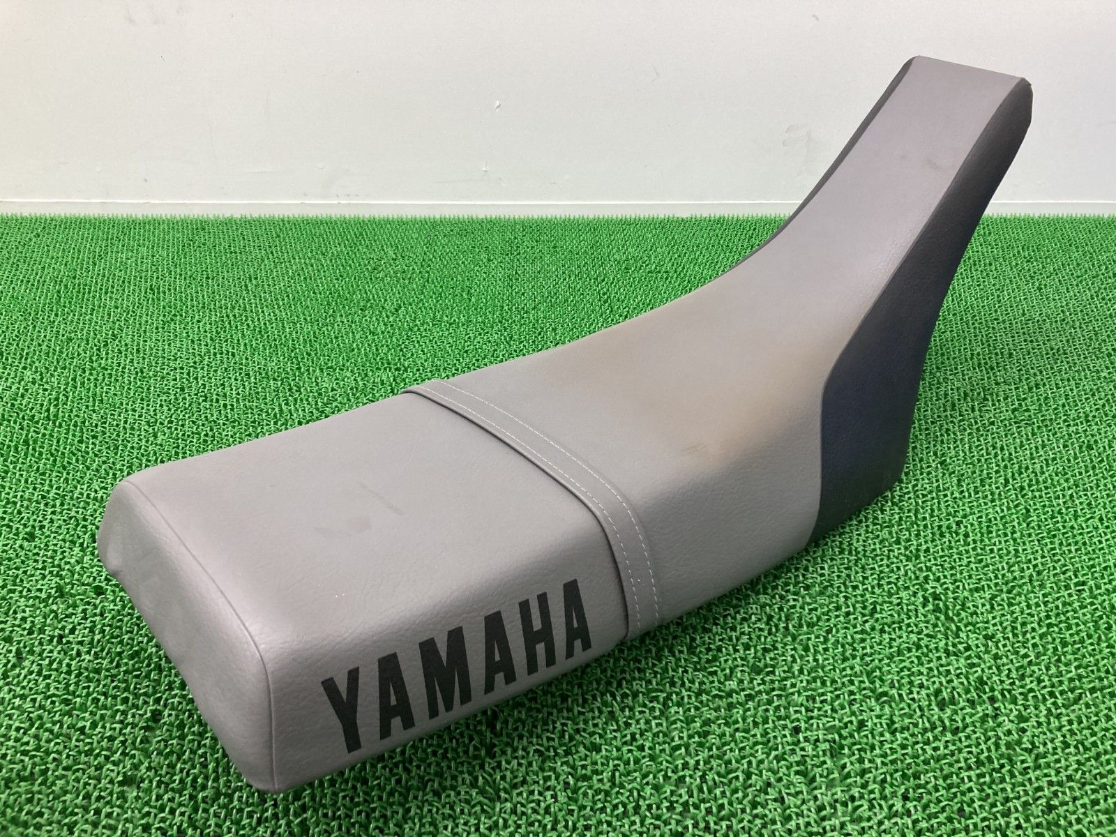 TW200 シート 2JX ヤマハ 純正 バイク 部品 DG07J シートバンド
