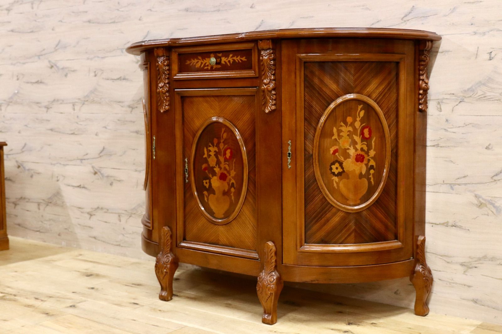 GMIH266 イタリア製 クラシック サイドボード リビングボード キャビネット 象嵌細工 西洋 ヨーロピアン チェスト アンティーク