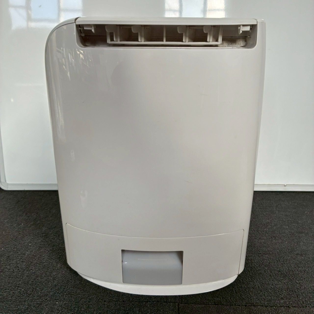 Panasonic 除湿乾燥機 F-YZK60 2014年製 Amazon | パナソニック 衣類乾燥除湿機 ナノイー搭載 デシカント