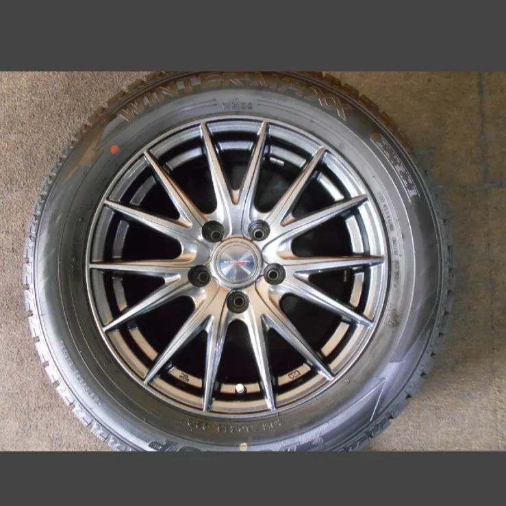 T-2155 本州送料無料 超バリ山 22年製 ダンロップ 205|60R16 90ノア ヴォクシー プリウスα ランディ 等 16インチスタッドレスセット タイヤホイール