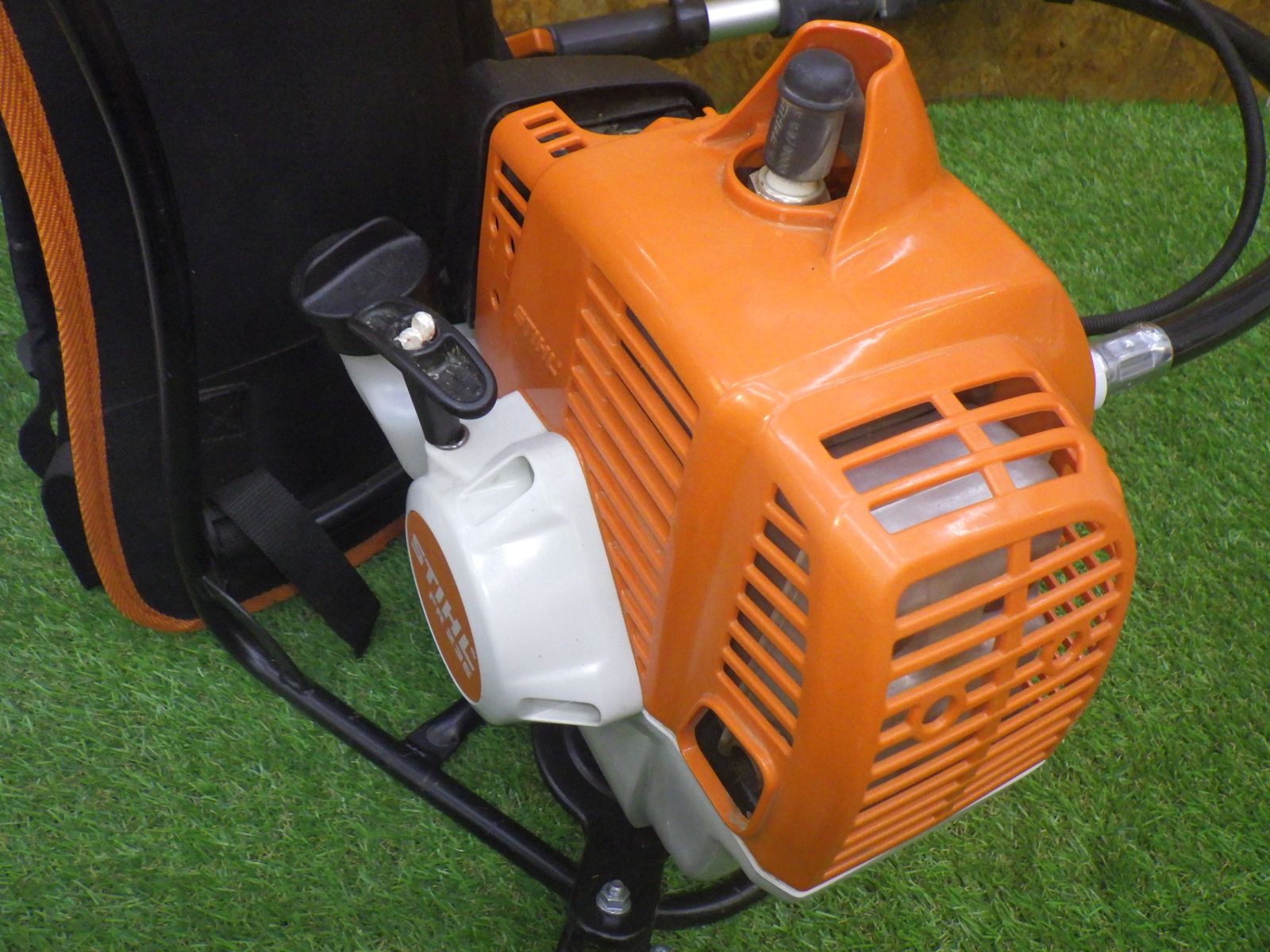 中古品◇スチール 背負式草刈機 FR235◇M◇IT4YTXMVOL34