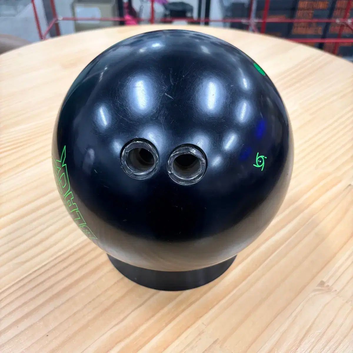 ピーチブラック