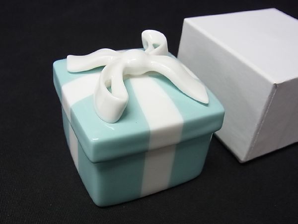 □新品同様□ TIFFANY＆Co. ティファニー ミニブルーボウボックス ...