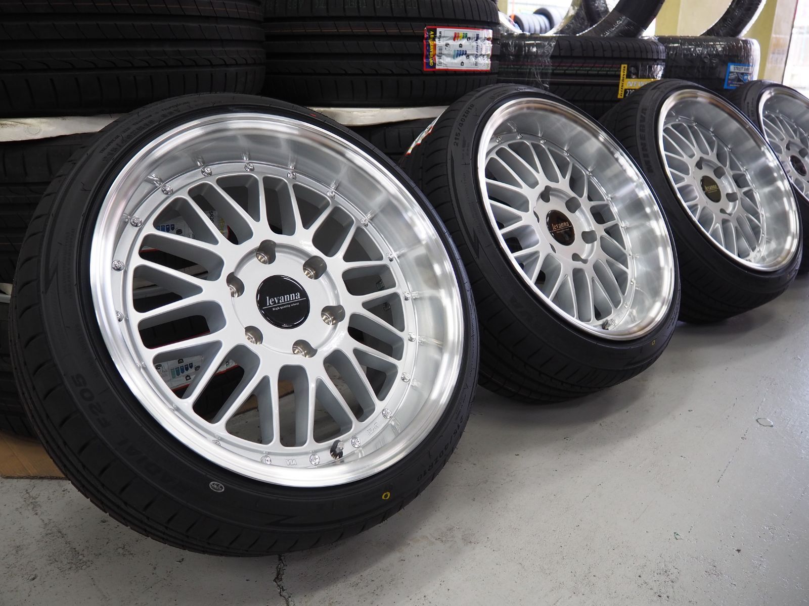 SS 200系