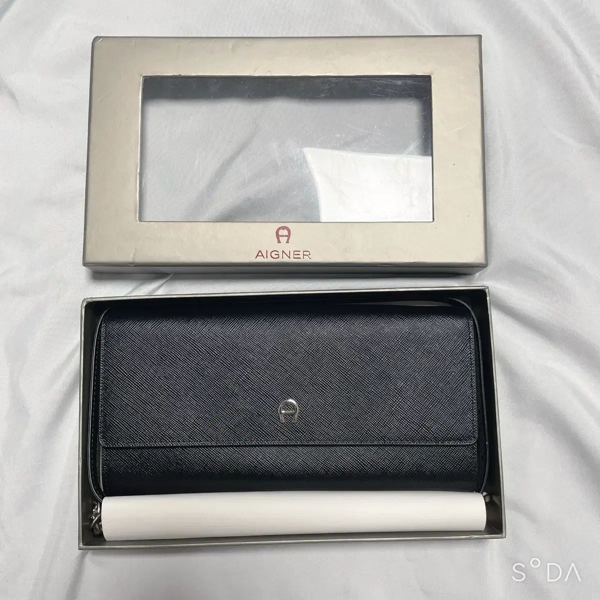 AIGNER アイグナー ブラック 長財布 クロスバッグ