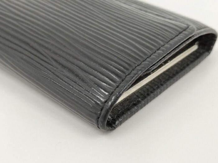 ルイヴィトン 6連キーケース エピ ミュルティクレ6 M63812 ノワール