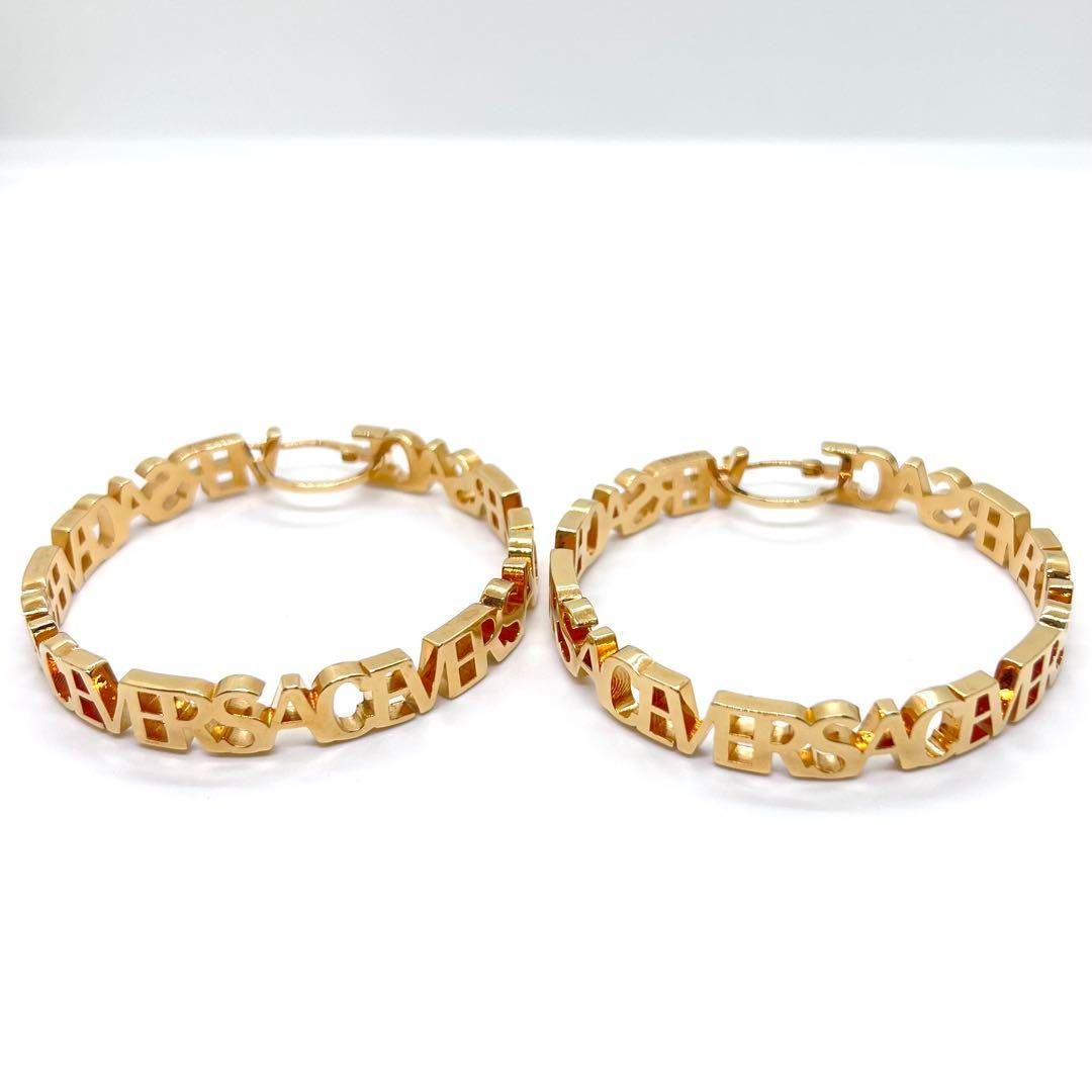 希少✨美品✨ VERSACE ヴェルサーチ ピアス フープ 1002576 希少☆美品☆ VERSACE ヴェルサーチ ピアス フープ 1002576