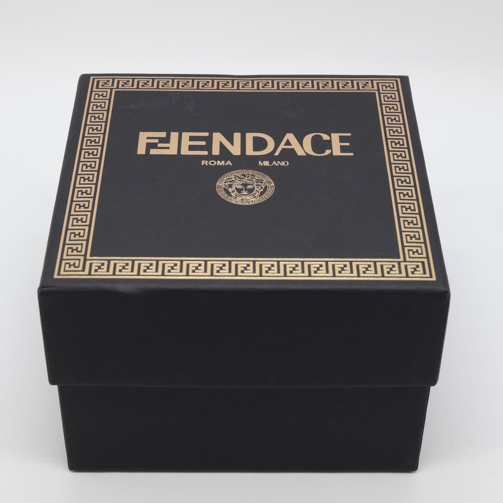 FENDI フェンディ x VERSACE ヴェルサーチェ FENDACE フェンダーチェ 