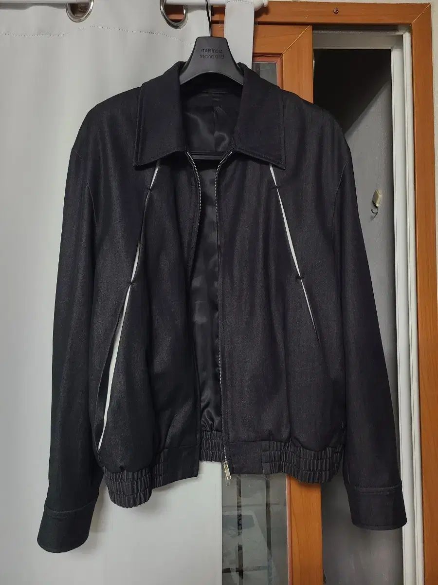 ミナブ DIAGONAL バーバリーブリット ブルゾン ブラックタンM