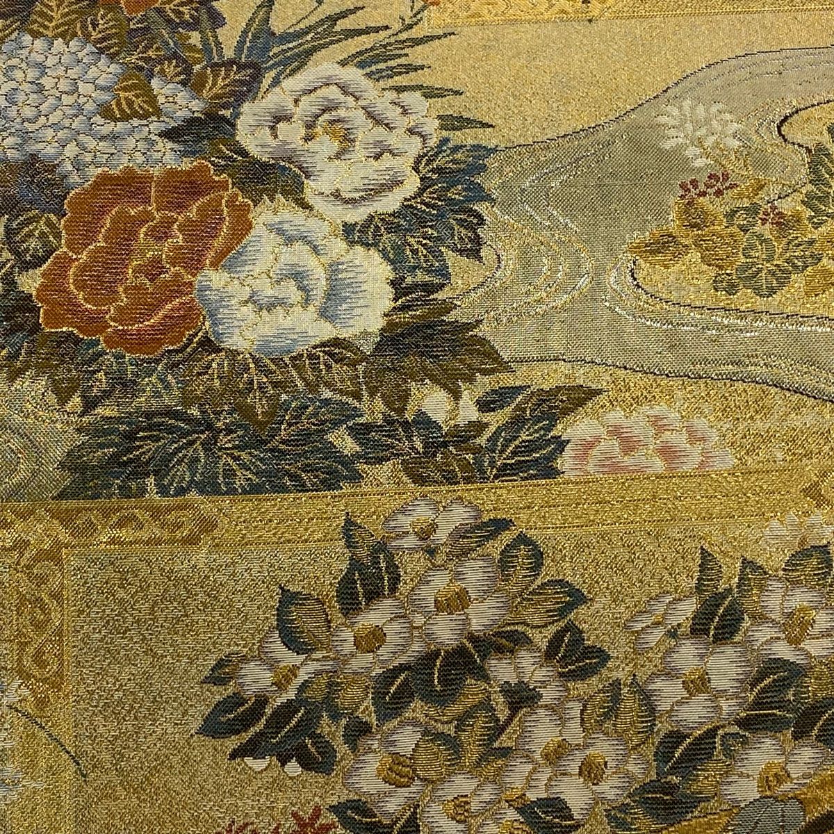 丸帯 枝花 草花 金糸 箔 金色 お太鼓柄 正絹
