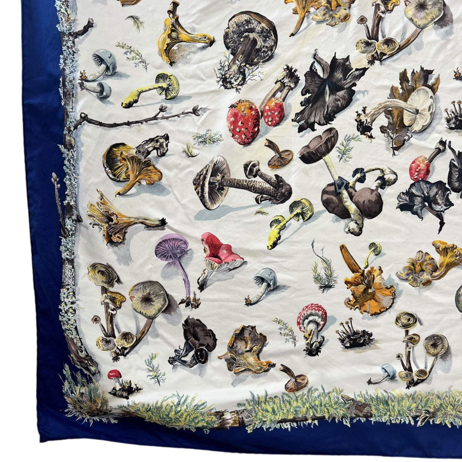 HERMES エルメス カレ90 シャンピニオン Champignons キノコ柄