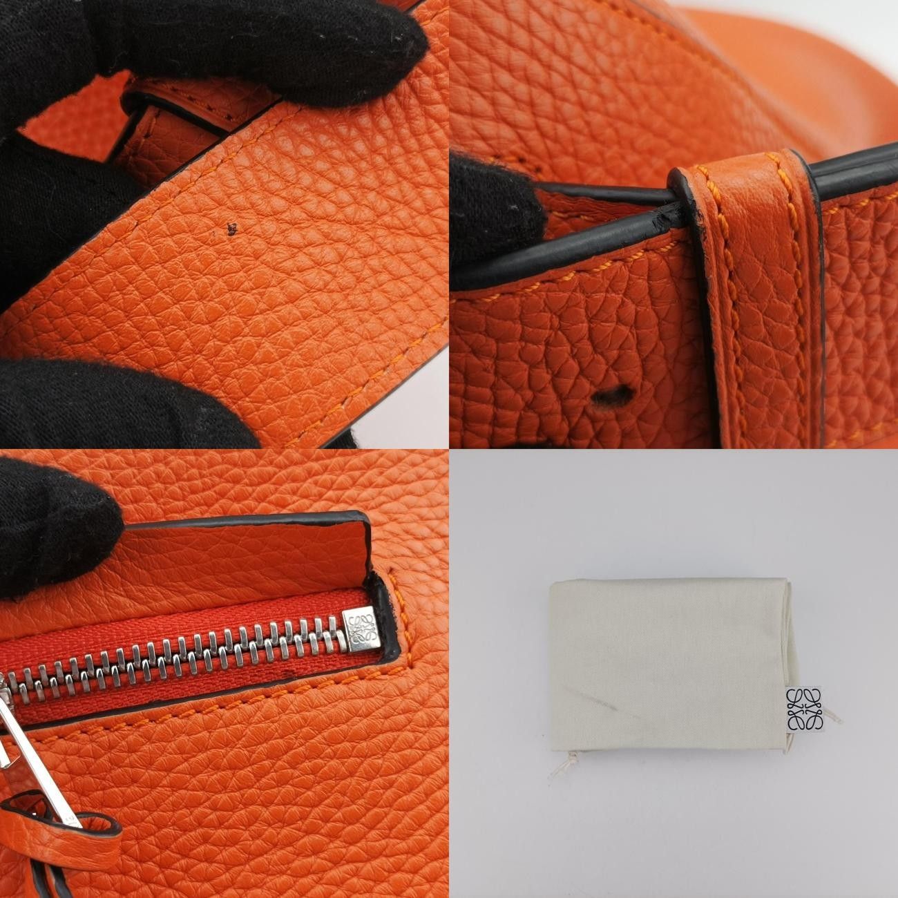 LOEWE アントン スモールサイズ オレンジ色 ロエベ LOEWE アントンスリングバッグ オレンジ レザー メンズ