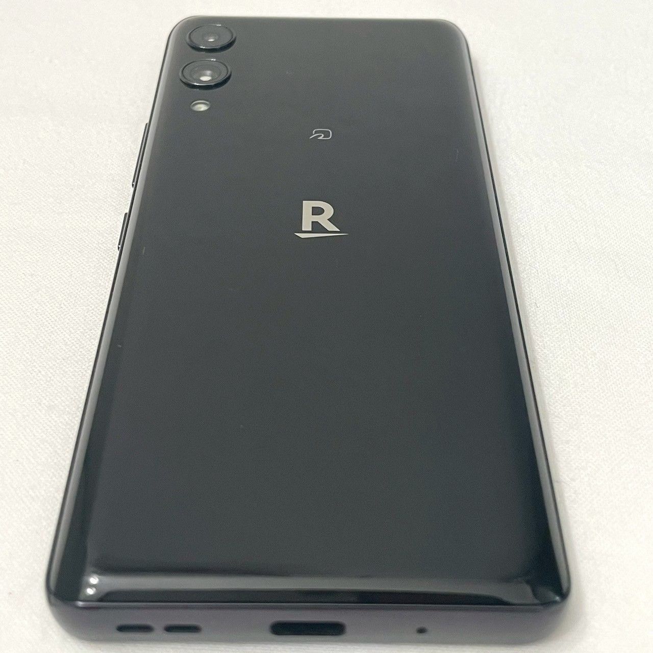 ✨美品✨】Rakuten/Hand/5G/P780/ブラック/本体のみ/動作確認