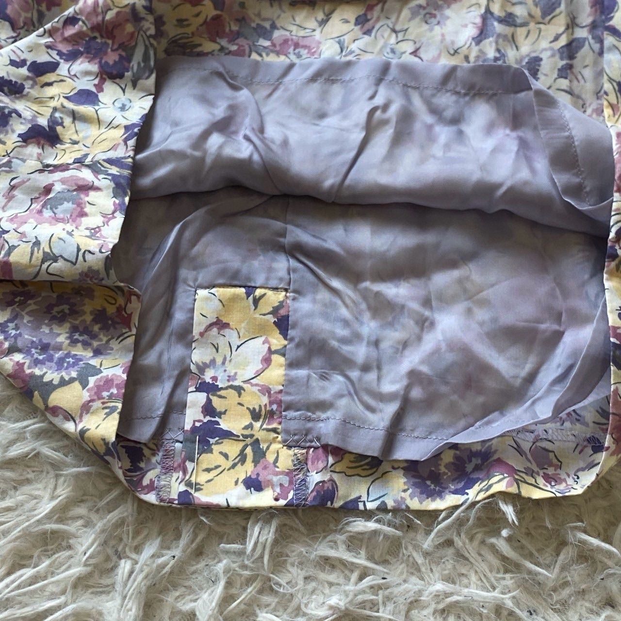 美品》laura ashley 花柄ワンピース マルチカラー 11 上品 - メルカリ