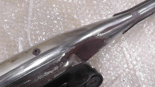カブ50 C50-9650xxx の マフラー 傷 錆 凹み 1760682964 WWW_NOITHATQUANGTHANH_NET