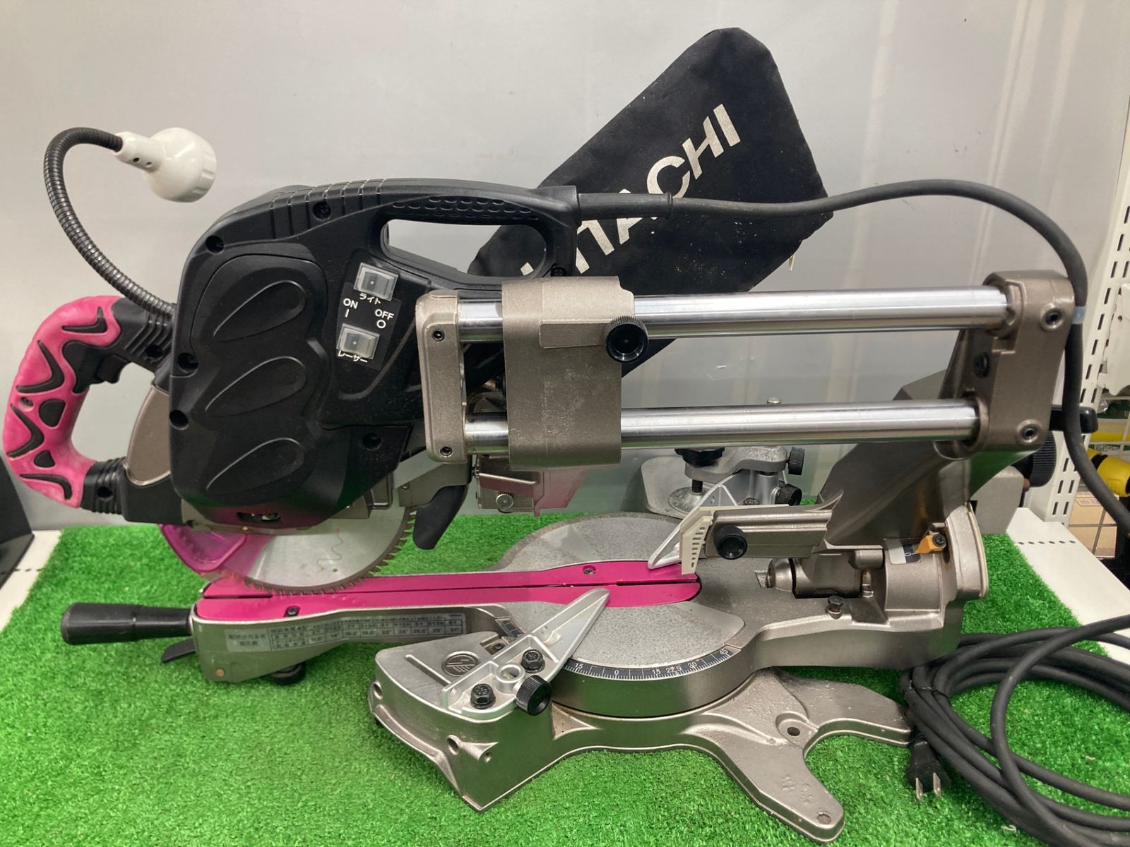 中古品】【0922】HiKOKI(日立工機) 190㎜卓上スライド丸のこ ピンク 