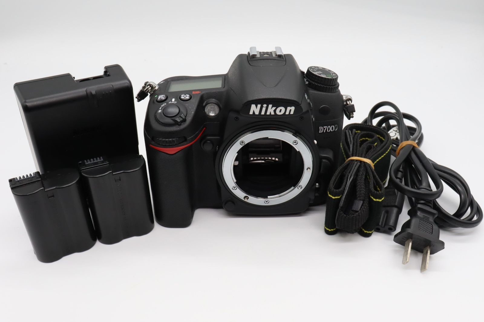 ほぼ新品】フィルター付きレンズセットNikon デジタル一眼レフカメラ