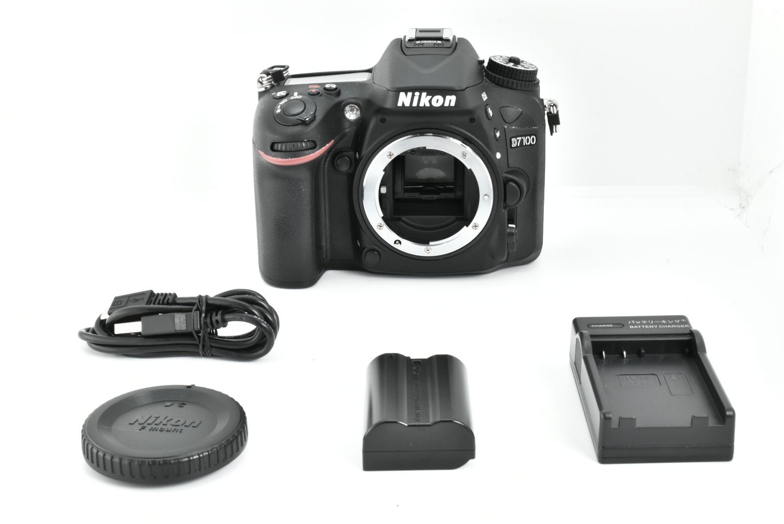 美品 シャッターカウント3480回】 Nikon D7100 24.1 MP Digital SLR 