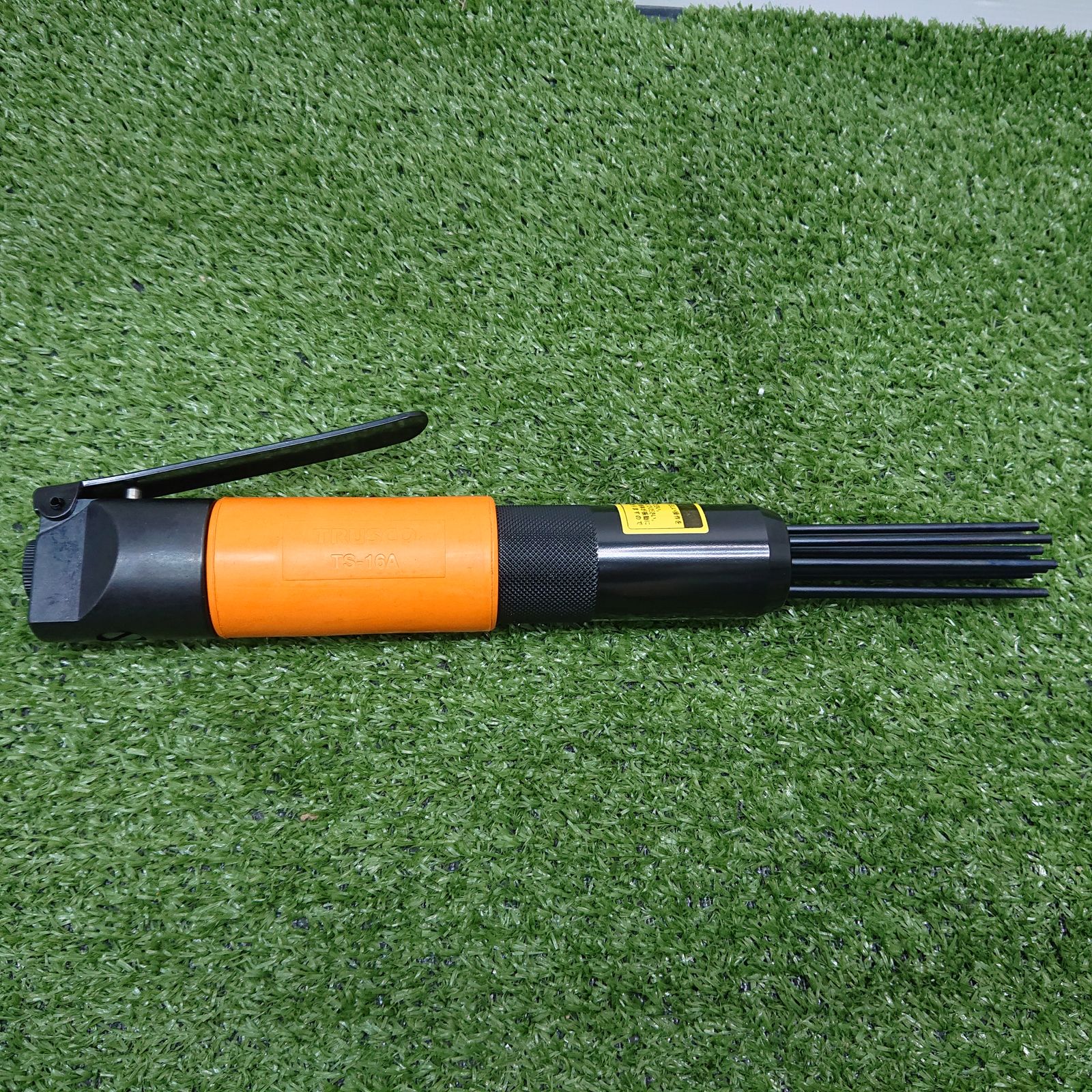 軽量エア式タガネ