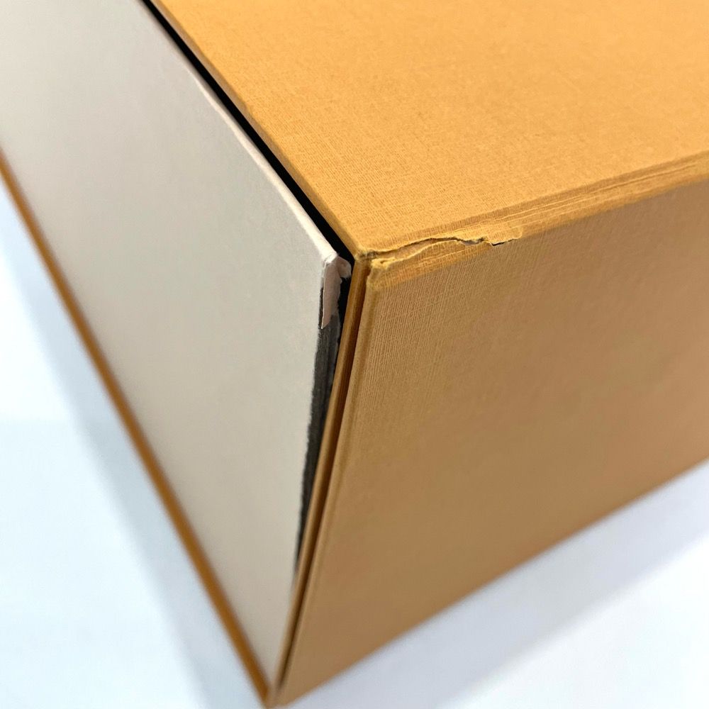 LOUIS VUITTON - LOUIS VUITTON ルイヴィトン 雑貨 モノグラムフラワー クッション・LV チェックメイト メンズ レディース インテリア グレー M77863 ウール  カシミヤ   グリ ユニセックス 人気 美品【中古品】 LOUIS VUITTON - LOUIS VUITTON ルイヴィトン 雑貨 モノグラム