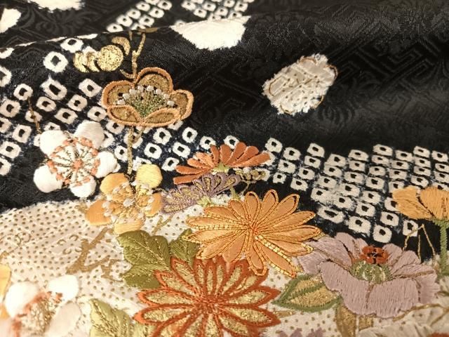平和屋着物○創業460年・千總 訪問着 駒刺繍 絞り 霞草花文 黒地