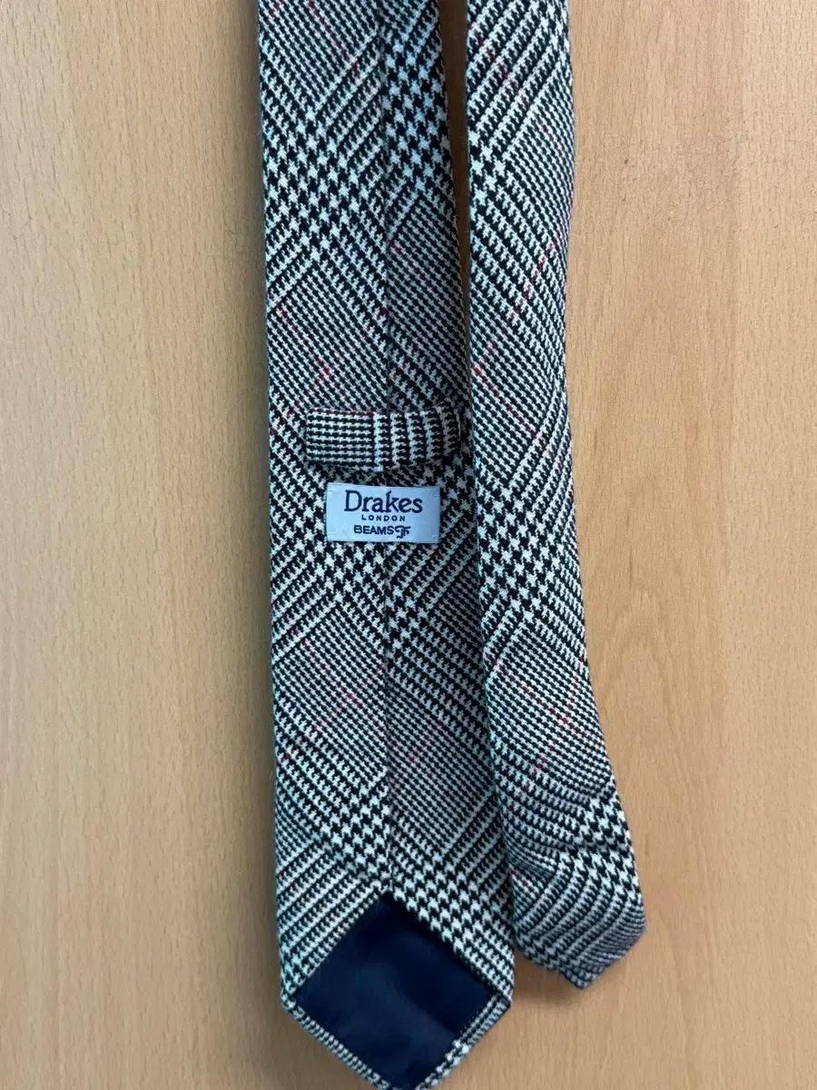 ドレイクス Drake's ハンドメイド 三巻ネクタイ ドレイクス DRAKES