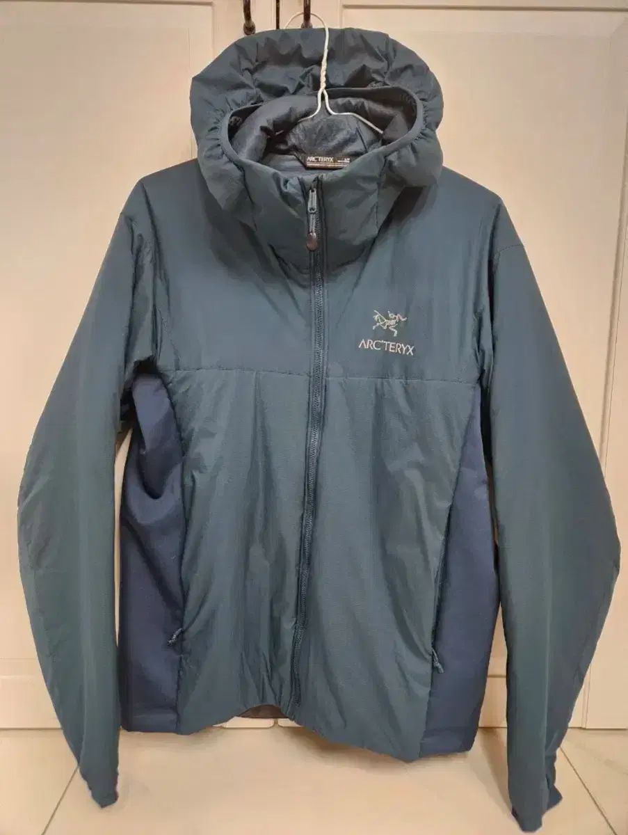 ARC TERYX アークテリクス Atom アトム lt s サイズ 95