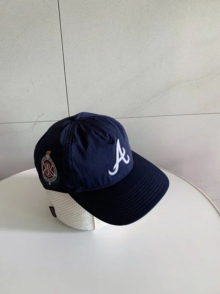 Kith fot 47 アトランタ ナイロン スナップバック