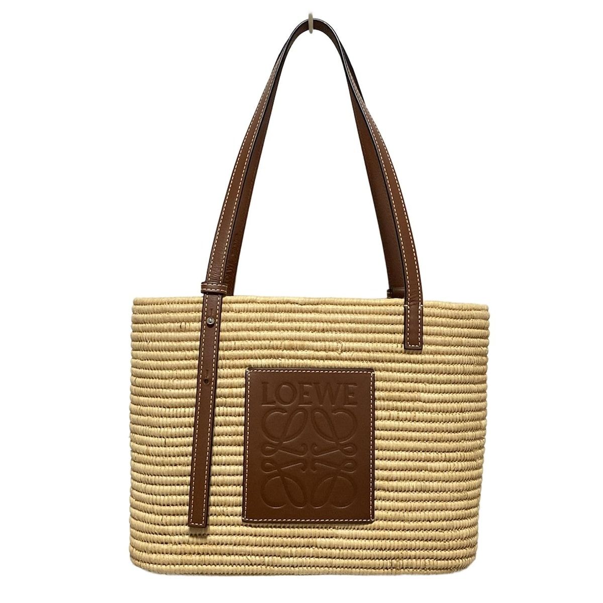 LOEWE かごバッグ ベージュ　ショルダー　斜めがけ LOEWE かごバッグ ベージュ LOEWE かごバッグ ベージュ LOEWE かご