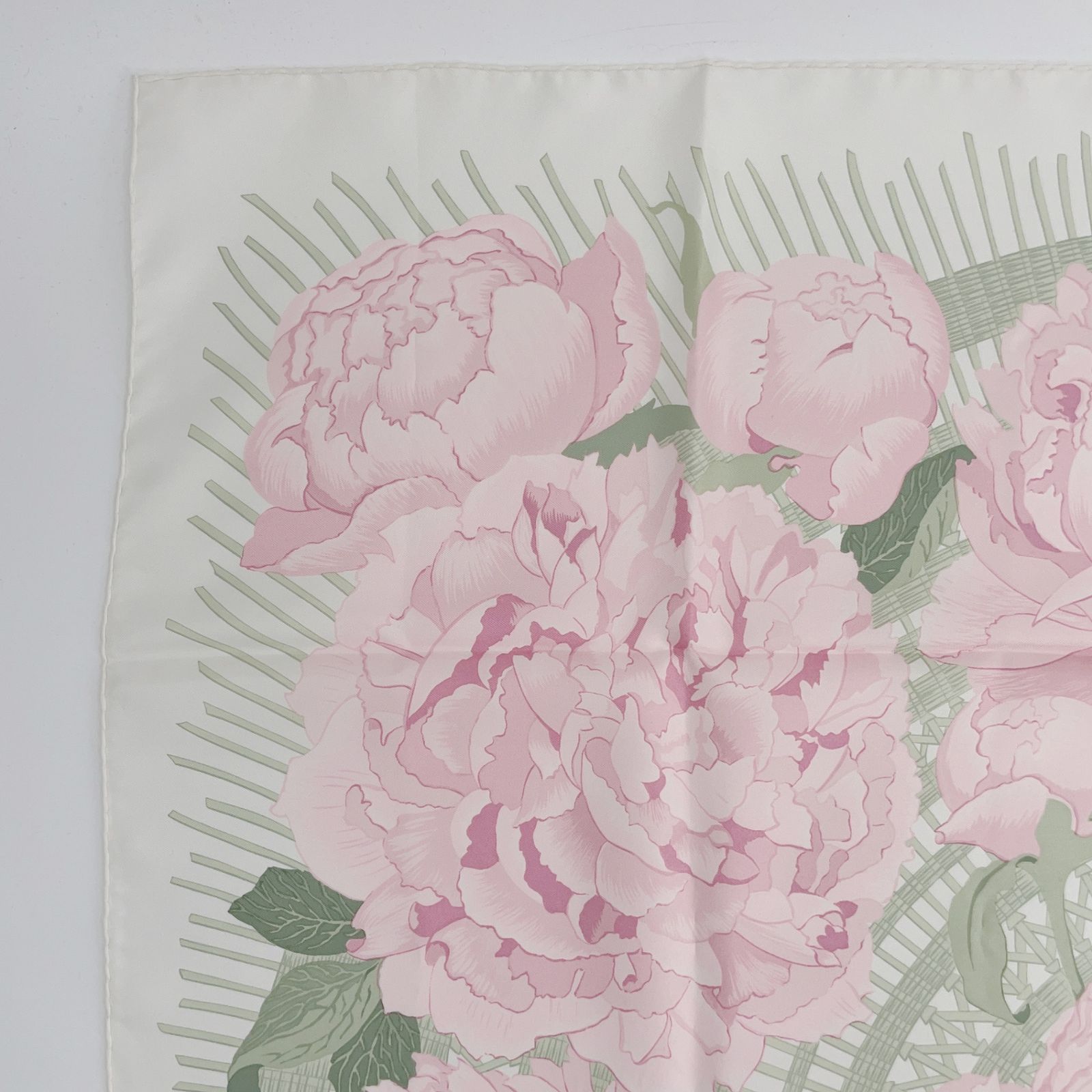 美品 HERMES エルメス カレ90 Les Pivoines 芍薬 ピンク x