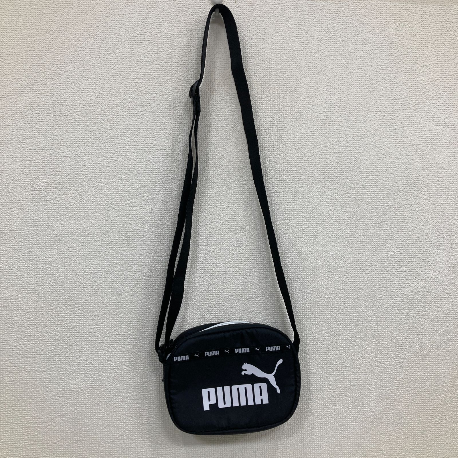 A【中古】PUMA プーマ コアベース クロス ボディバッグ ショルダー