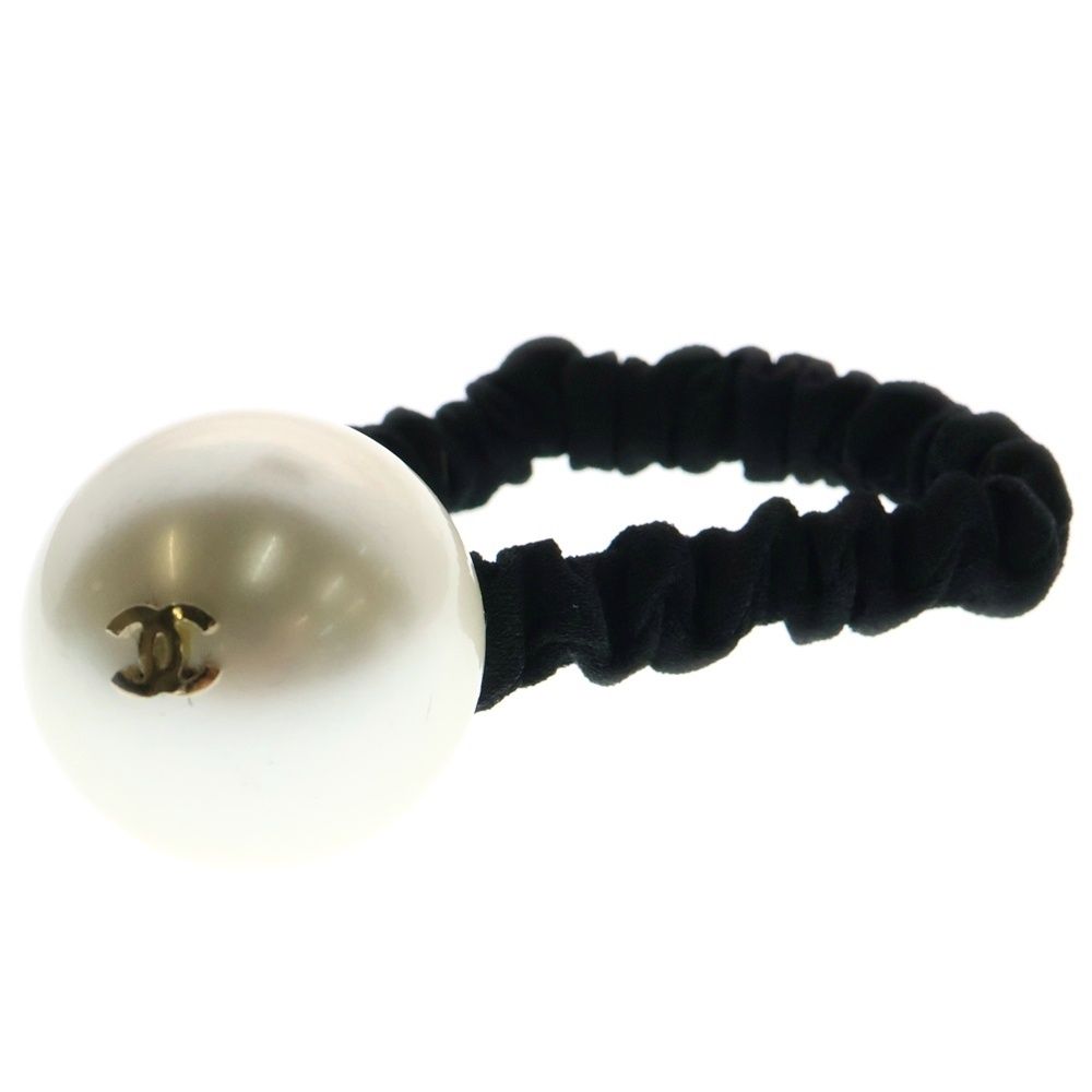 CHANEL シャネル ココマーク フェイクパール シュシュ ヘアゴム ヘアアクセ ホワイト F 18 V
