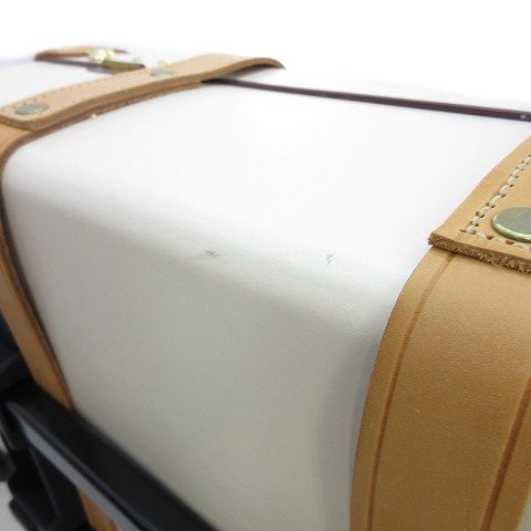 トラベルケース