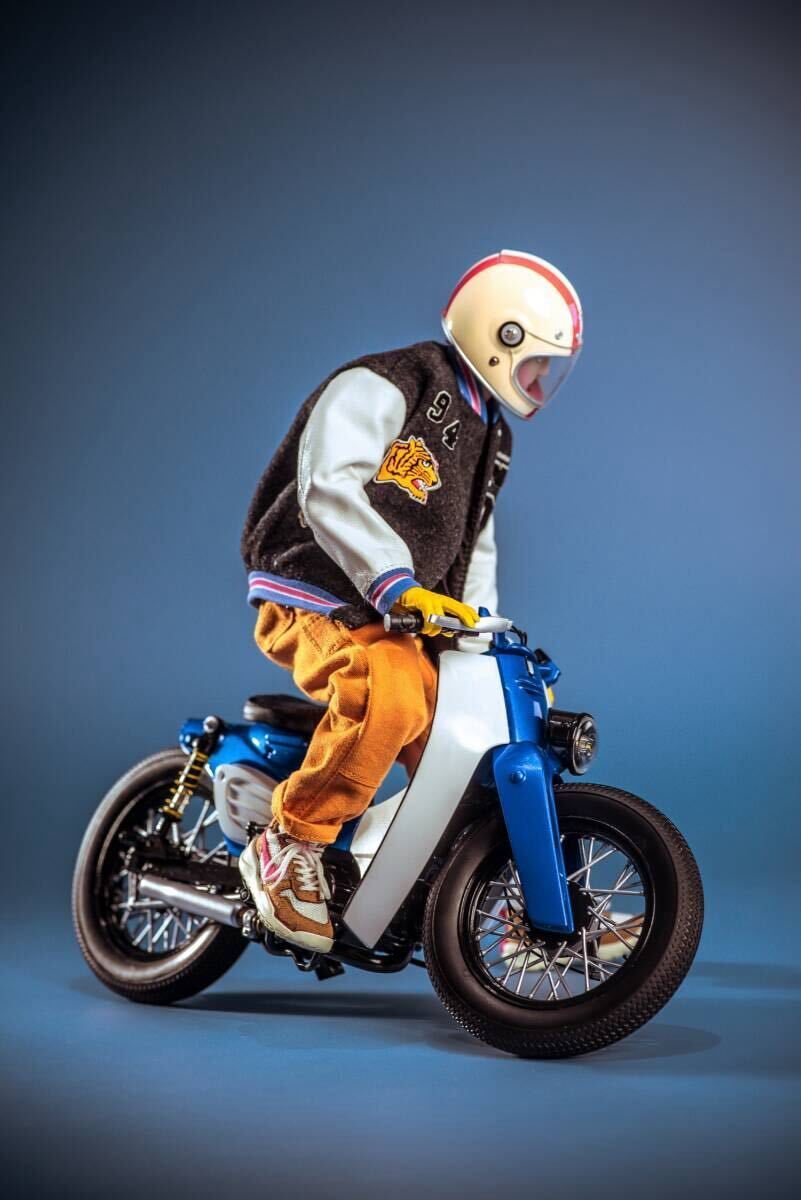 trickyMan12 1/6 ホンダ カブ スーパーカブ Blue.Ver 未開封新品